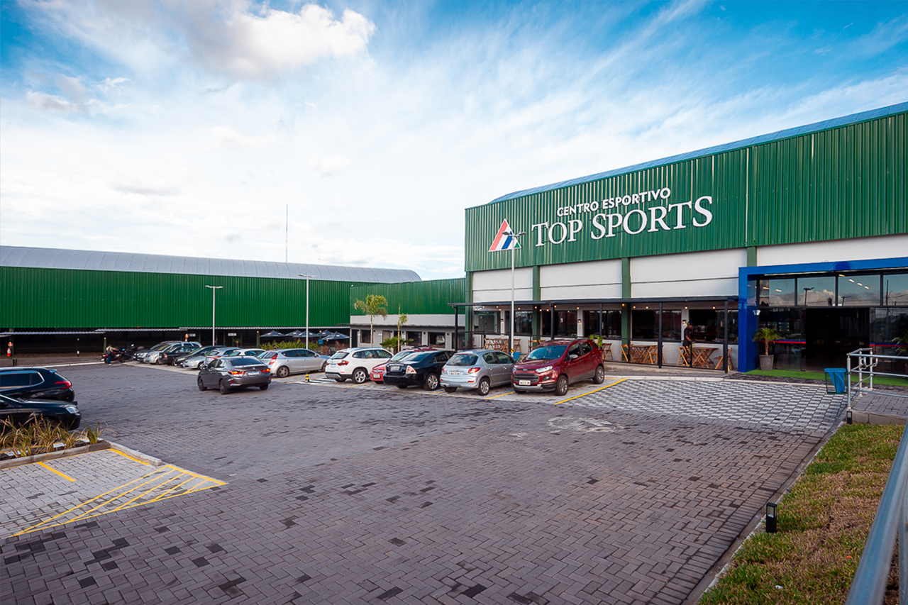Estacionamento Top Sports